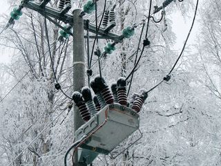 Реклоузер OSM на опоре