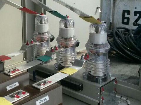 Реклоузер для кабельных сетей