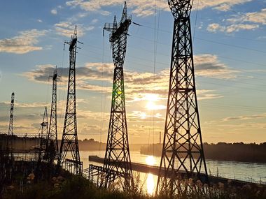 Воздушные и кабельные линии электропередачи